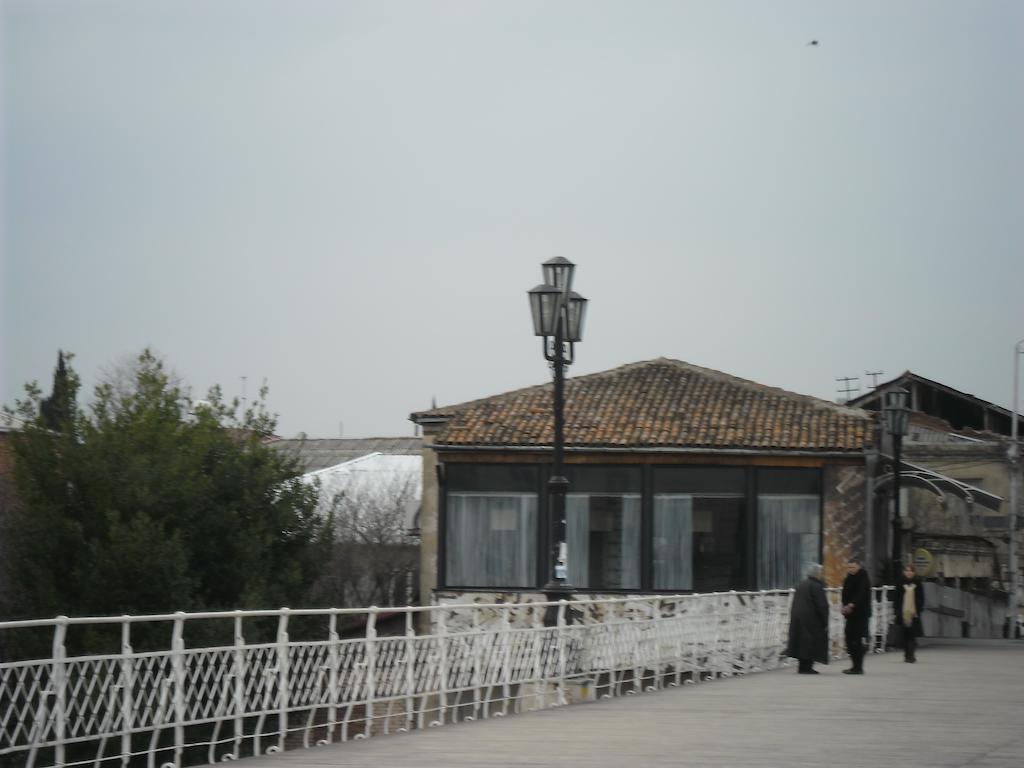 Apartment White Bridge Kutaisi Exterior foto