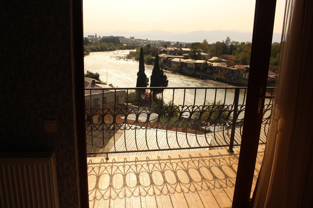 Apartment White Bridge Kutaisi Exterior foto